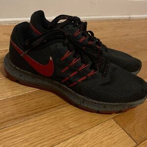 Nike Men’s Black with Red Accent Athletic Running Shoes